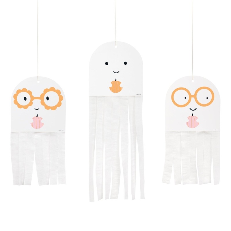 Ghost Paper Hanging Decorations, 3 Count