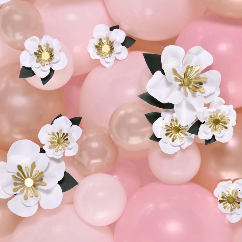 White Flowers Balloon Accent Decor, 12 Count