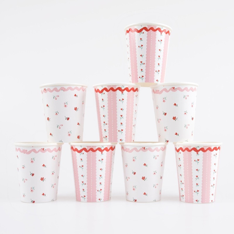 Love Sweet Love Party Paper Cups, 9 Oz, 8 Count