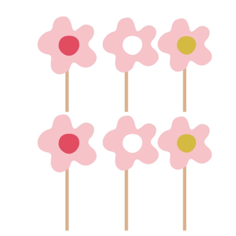 Daisy Daydream Cupcake Toppers, 12 Count