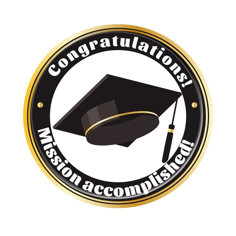 Graduation Large Round Lunch Paper Plates, English, 9 Inches, 8 Count