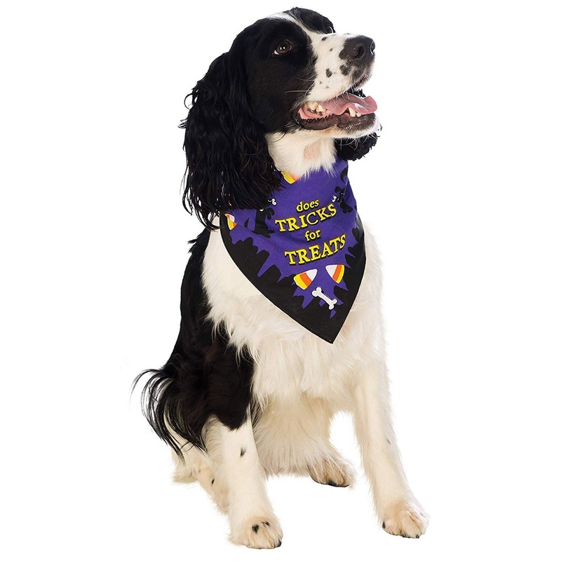 Does Tricks For Treats Pet Bandana Small-Medium (S-M)